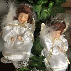 Sitting Angel Ornaments